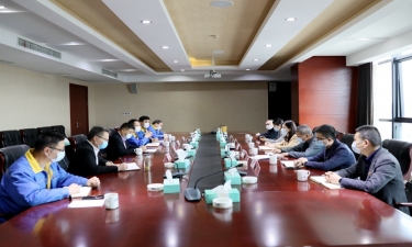 平湖市委常委、宣传部长沈志凤莅临8868体育首页登录调研疫情防控和复工复产情况