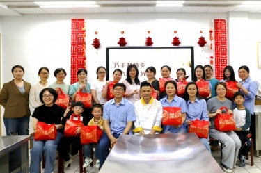 女职工业余文化活动 | 巧手制烧麦 8868体育首页登录悦食光